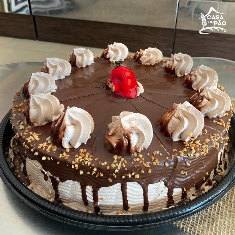 Bolo de chocolate decorado